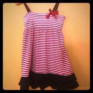 Summer dress! Great for 4th of July. Size 5